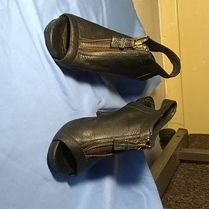 Juicy Couture High Heel Zip Up Sandals